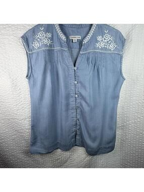 Coldwater Creek 100% Tencel Sleeveless Top White Embroidery Lt Blue Med Buttoons
